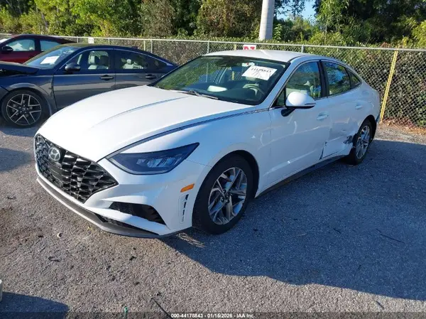 5NPEL4JA7MH112945 2021 HYUNDAI SONATA - Image 2