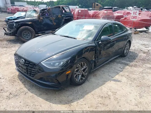 5NPEL4JA8MH078403 2021 HYUNDAI SONATA - Image 2