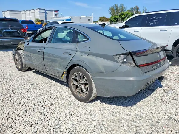 5NPEL4JA8MH102344 2021 HYUNDAI SONATA - Image 2