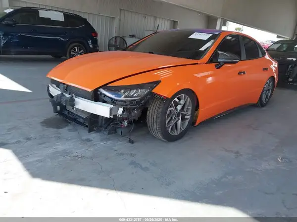 5NPEL4JA9MH066955 2021 HYUNDAI SONATA - Image 2