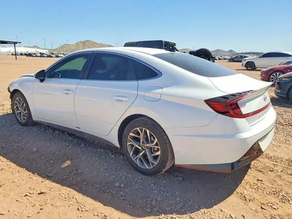 5NPEL4JA9MH067135 2021 HYUNDAI SONATA - Image 2