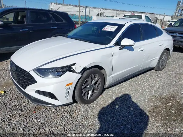 5NPEL4JA9MH068396 2021 HYUNDAI SONATA - Image 2