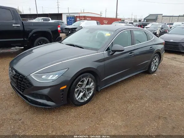 5NPEL4JA9MH068530 2021 HYUNDAI SONATA - Image 2
