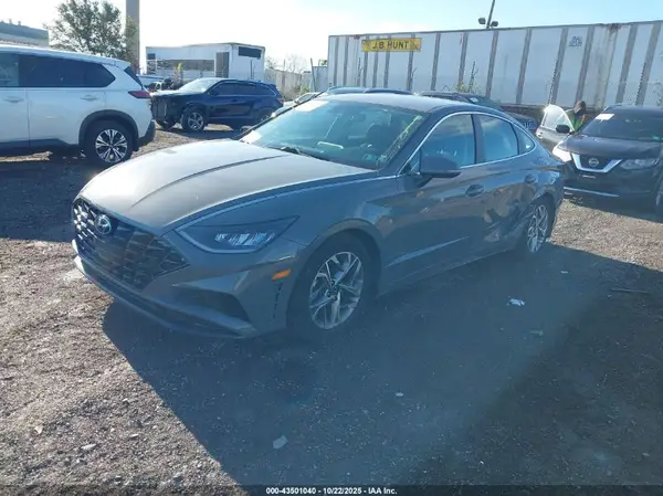 5NPEL4JA9MH089927 2021 HYUNDAI SONATA - Image 2