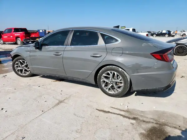 5NPEL4JA9MH090852 2021 HYUNDAI SONATA - Image 2