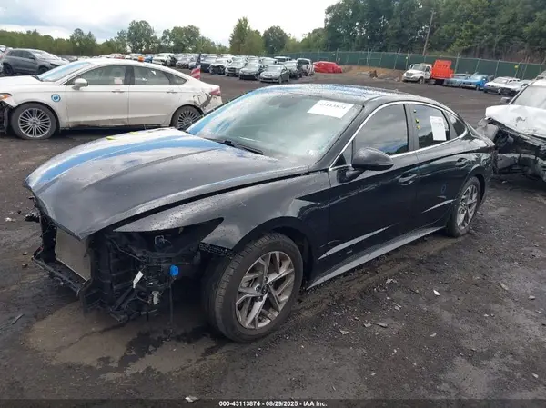 5NPEL4JA9MH102966 2021 HYUNDAI SONATA - Image 2