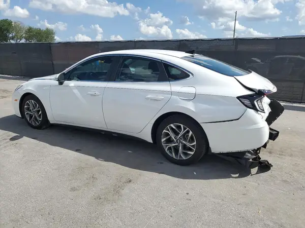5NPEL4JA9MH107603 2021 HYUNDAI SONATA - Image 2