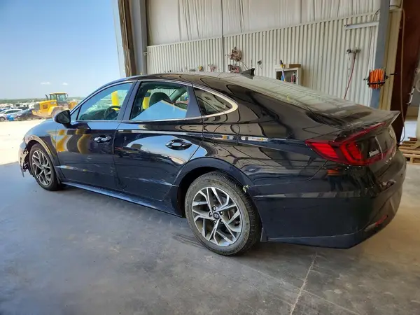 5NPEL4JA9MH107651 2021 HYUNDAI SONATA - Image 2