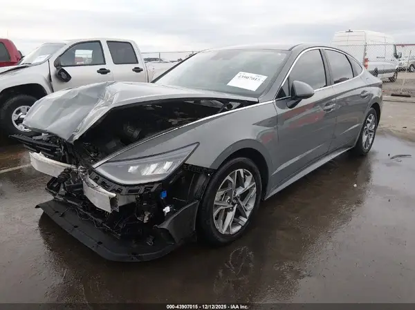 5NPEL4JA9MH124627 2021 HYUNDAI SONATA - Image 2