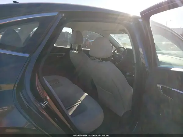 5NPEL4JAXLH010750 2020 HYUNDAI SONATA - Image 8