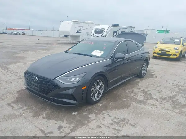5NPEL4JAXMH066771 2021 HYUNDAI SONATA - Image 2