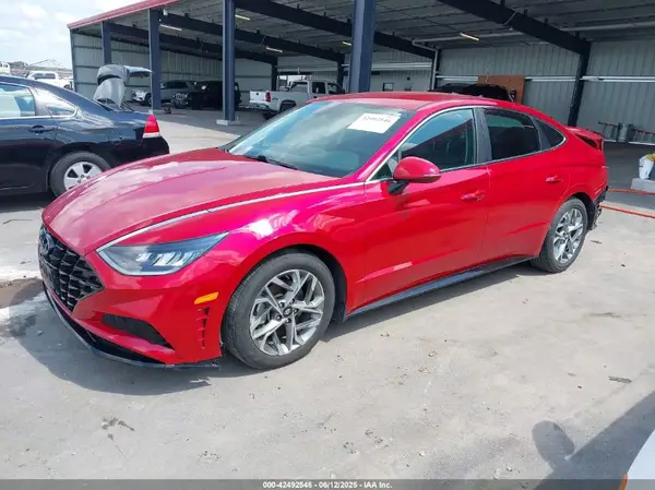 5NPEL4JAXMH076605 2021 HYUNDAI SONATA - Image 2