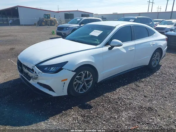 5NPEL4JAXMH092318 2021 HYUNDAI SONATA - Image 2