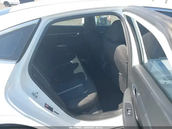 5NPEL4JAXMH092318 2021 HYUNDAI SONATA - Image 8