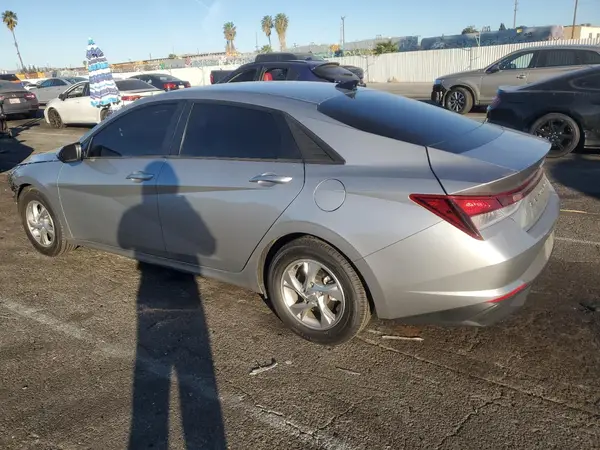 5NPLL4AG0NH063181 2022 HYUNDAI ELANTRA - Image 2
