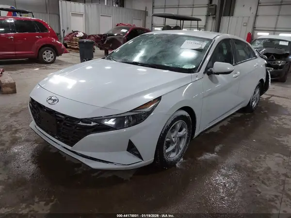 5NPLL4AG0NH076609 2022 HYUNDAI ELANTRA - Image 2