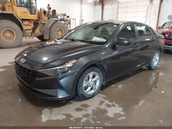 5NPLL4AG0NH079543 2022 HYUNDAI ELANTRA - Image 2