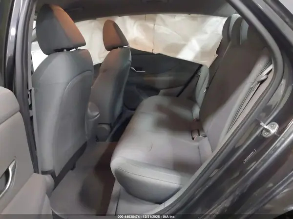 5NPLL4AG0NH079543 2022 HYUNDAI ELANTRA - Image 8