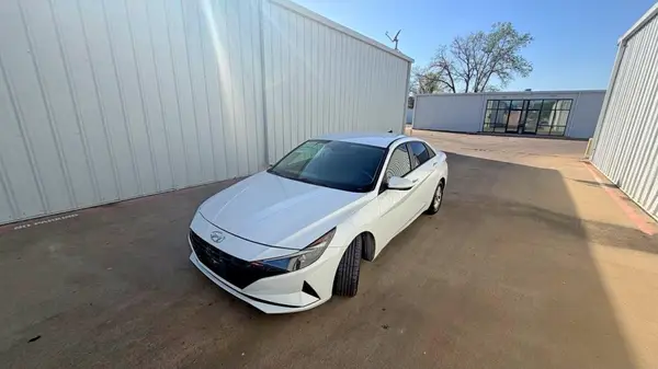 5NPLL4AG1MH015803 2021 HYUNDAI ELANTRA - Image 2