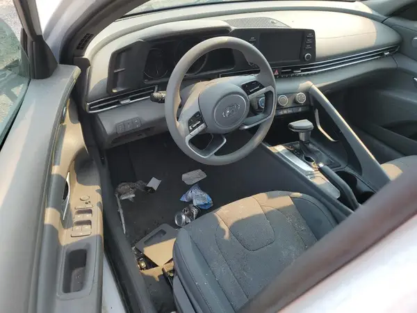 5NPLL4AG1MH046923 2021 HYUNDAI ELANTRA - Image 8