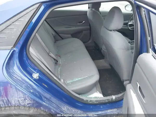 5NPLL4AG1MH047425 2021 HYUNDAI ELANTRA - Image 8