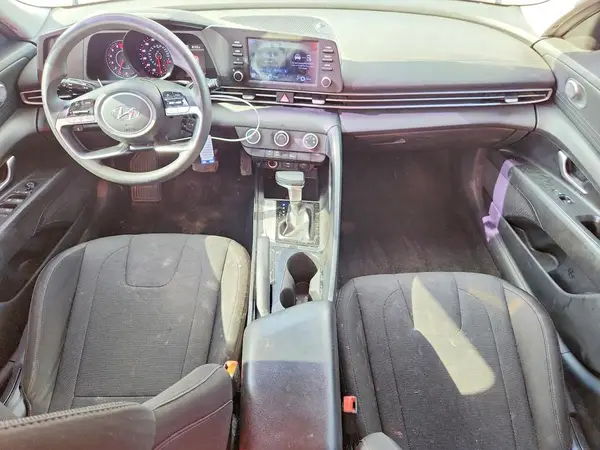 5NPLL4AG1MH048493 2021 HYUNDAI ELANTRA - Image 8