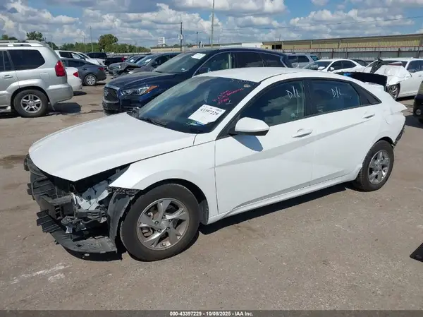 5NPLL4AG1MH049286 2021 HYUNDAI ELANTRA - Image 2