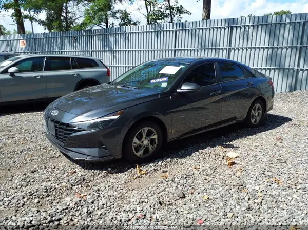 5NPLL4AG1MH052303 2021 HYUNDAI ELANTRA - Image 2
