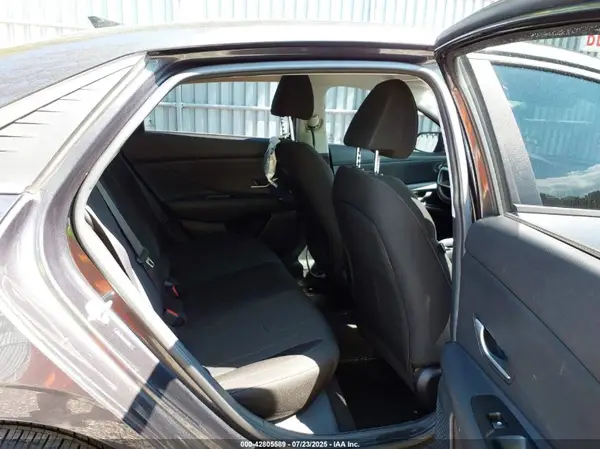 5NPLL4AG1MH052303 2021 HYUNDAI ELANTRA - Image 8