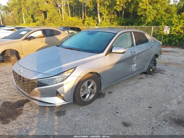 5NPLL4AG1NH054635 2022 HYUNDAI ELANTRA - Image 2