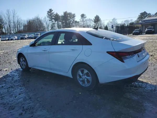 5NPLL4AG1NH055705 2022 HYUNDAI ELANTRA - Image 2
