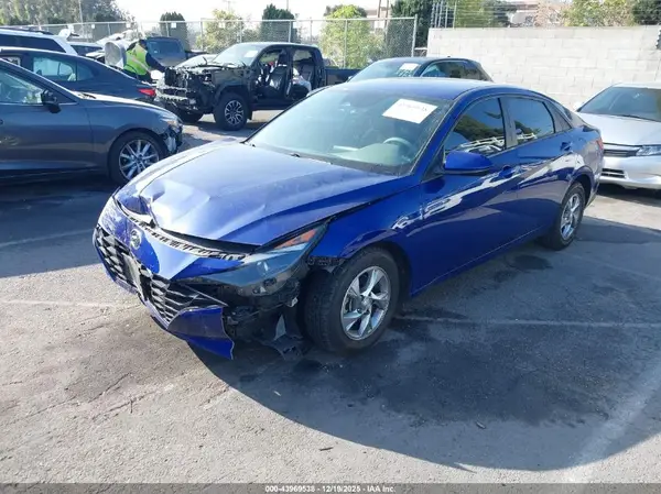 5NPLL4AG1NH072598 2022 HYUNDAI ELANTRA - Image 2