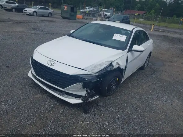 5NPLL4AG1PH102587 2023 HYUNDAI ELANTRA - Image 2