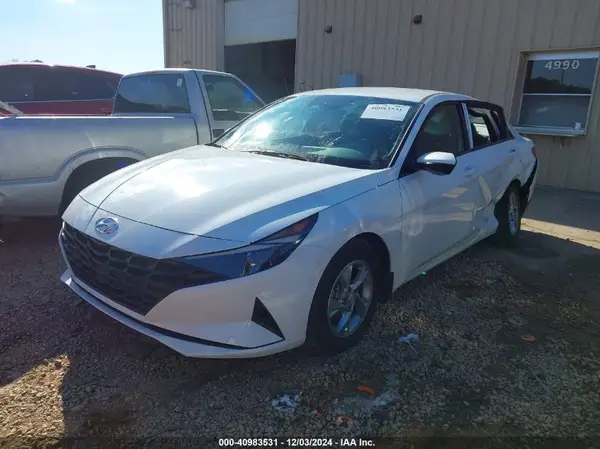 5NPLL4AG1PH112407 2023 HYUNDAI ELANTRA - Image 2
