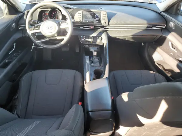 5NPLL4AG2MH013834 2021 HYUNDAI ELANTRA - Image 8