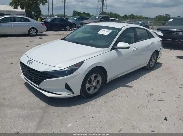 5NPLL4AG2MH014921 2021 HYUNDAI ELANTRA - Image 2