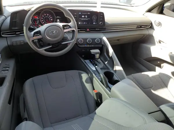 5NPLL4AG2MH017141 2021 HYUNDAI ELANTRA - Image 8