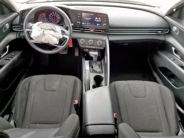 5NPLL4AG2MH033887 2021 HYUNDAI ELANTRA - Image 8