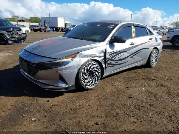 5NPLL4AG2MH037423 2021 HYUNDAI ELANTRA - Image 2