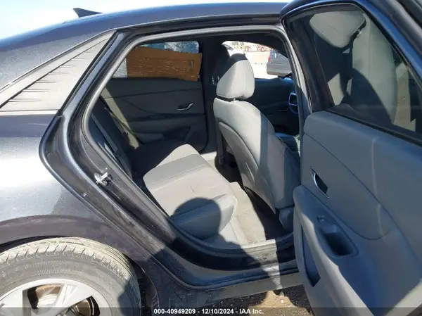 5NPLL4AG2MH047465 2021 HYUNDAI ELANTRA - Image 8