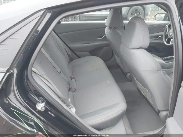 5NPLL4AG2NH056443 2022 HYUNDAI ELANTRA - Image 8