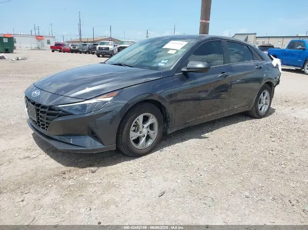 5NPLL4AG2NH083254 2022 HYUNDAI ELANTRA - Image 2