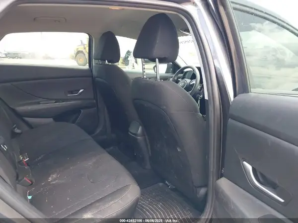 5NPLL4AG2NH083254 2022 HYUNDAI ELANTRA - Image 8