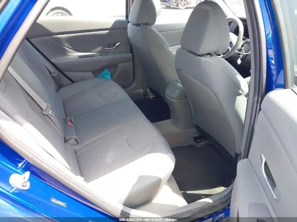 5NPLL4AG2PH112867 2023 HYUNDAI ELANTRA - Image 8