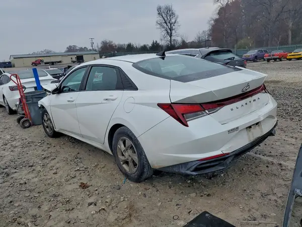 5NPLL4AG3MH011896 2021 HYUNDAI ELANTRA - Image 2