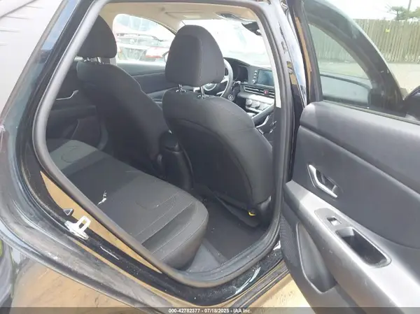 5NPLL4AG3MH014264 2021 HYUNDAI ELANTRA - Image 8