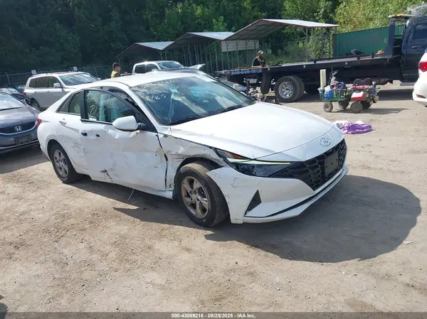 5NPLL4AG3MH015219 2021 HYUNDAI ELANTRA - Image 1