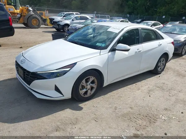 5NPLL4AG3MH015219 2021 HYUNDAI ELANTRA - Image 2