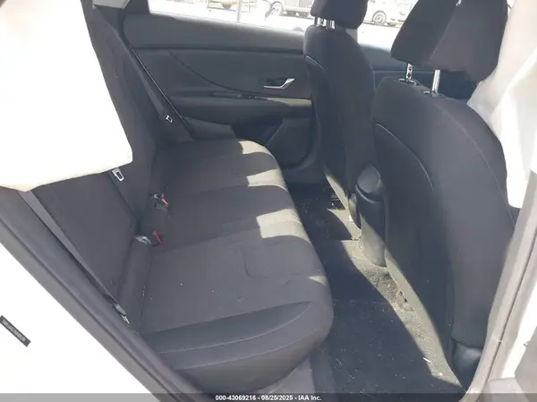 5NPLL4AG3MH015219 2021 HYUNDAI ELANTRA - Image 8