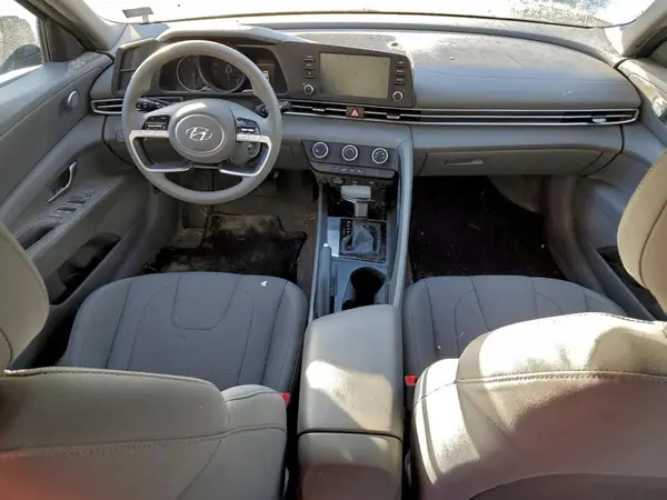 5NPLL4AG3MH015401 2021 HYUNDAI ELANTRA - Image 8